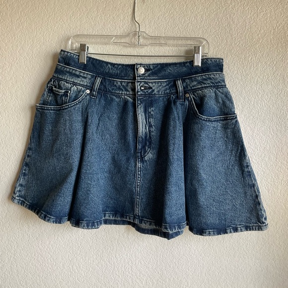 Blue and Gray Striped Sweater with Denim Skirt scoop size 12 - Picture 3 of 11